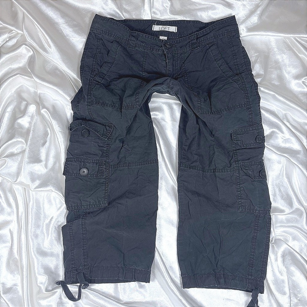 y2k Cargo Capris Black Excellent Ann Taylor LOFT Utility Cropped Pants Size 0